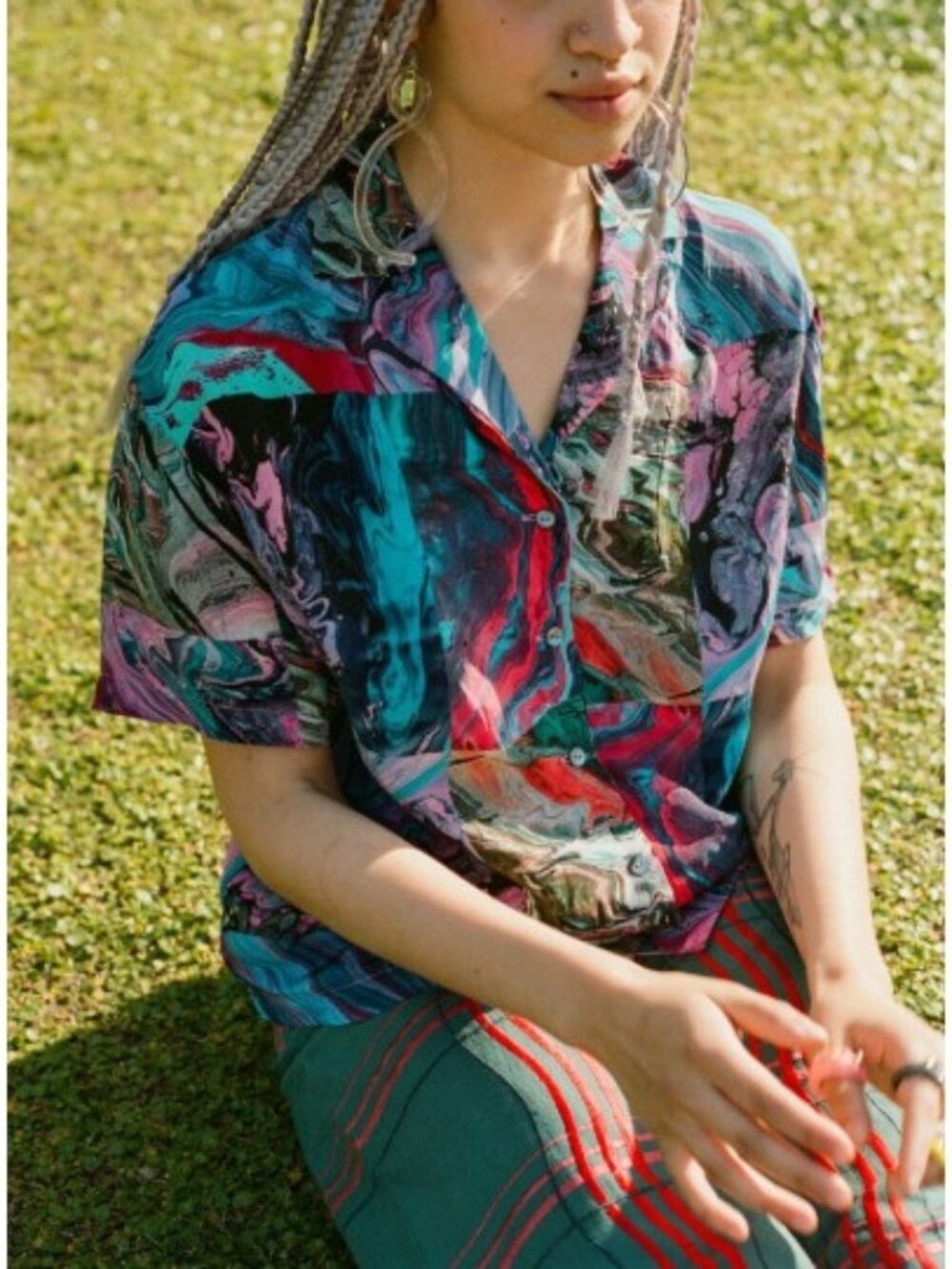 Tyler McGillivary Kyle button down viscose Top sz S multicolor